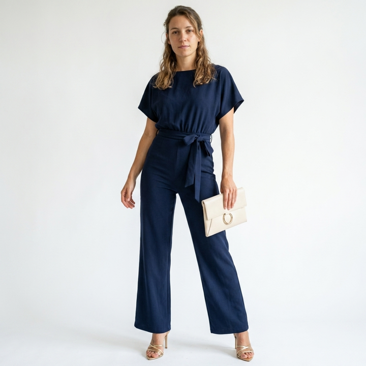 Delphine – Combinaison élégante à jambes larges avec ceinture nouée